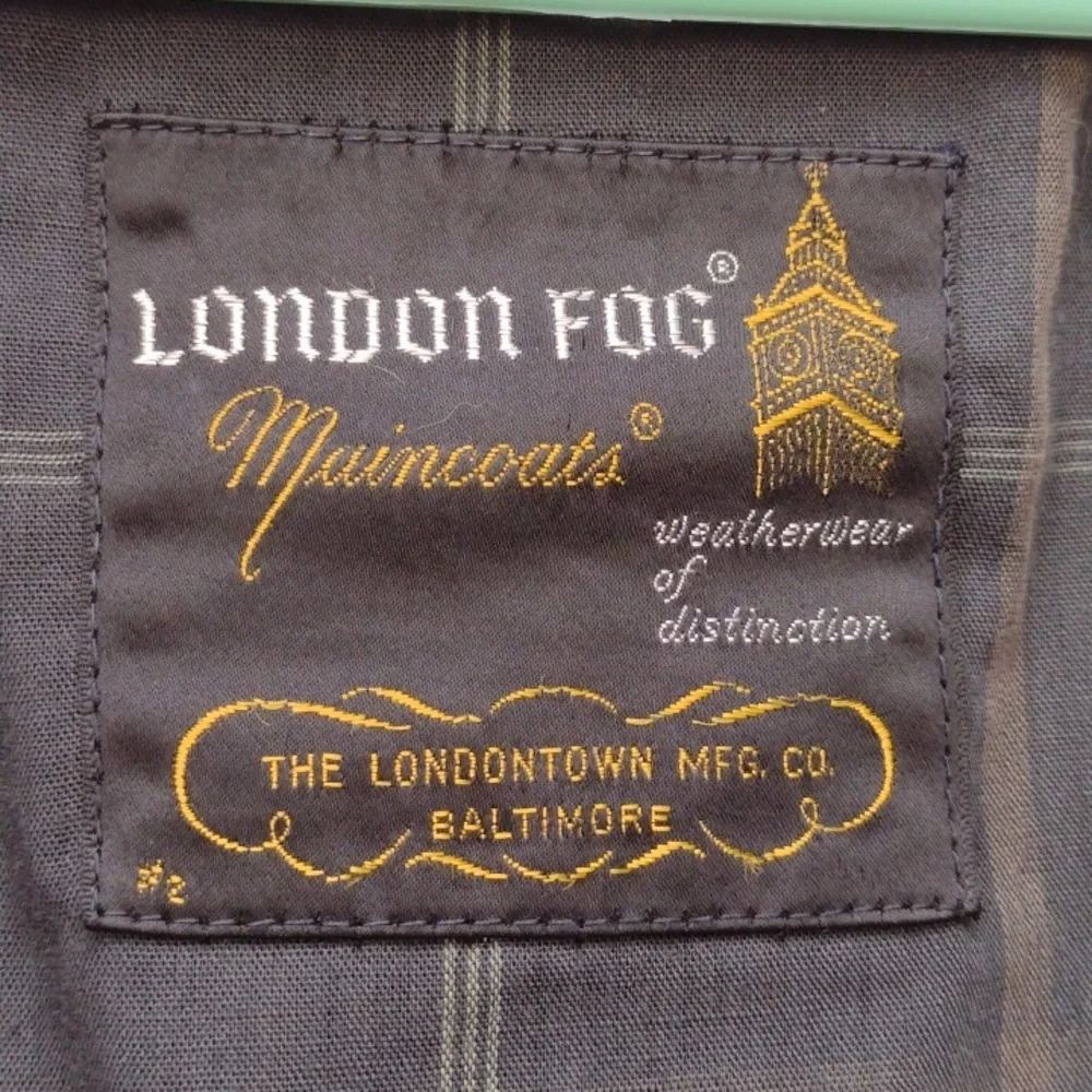 Vintage London Fog Black Maincoat 42 Regular - Picture 10 of 11